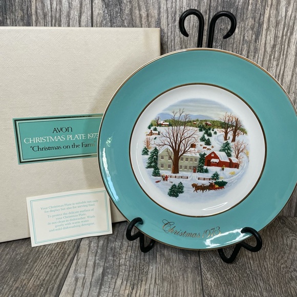 Vintage Avon Christmas Plate 1973 With Orig Box - Picture 2 of 7